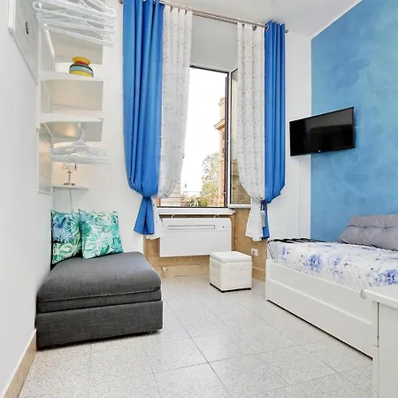 Gemma Domus Roma